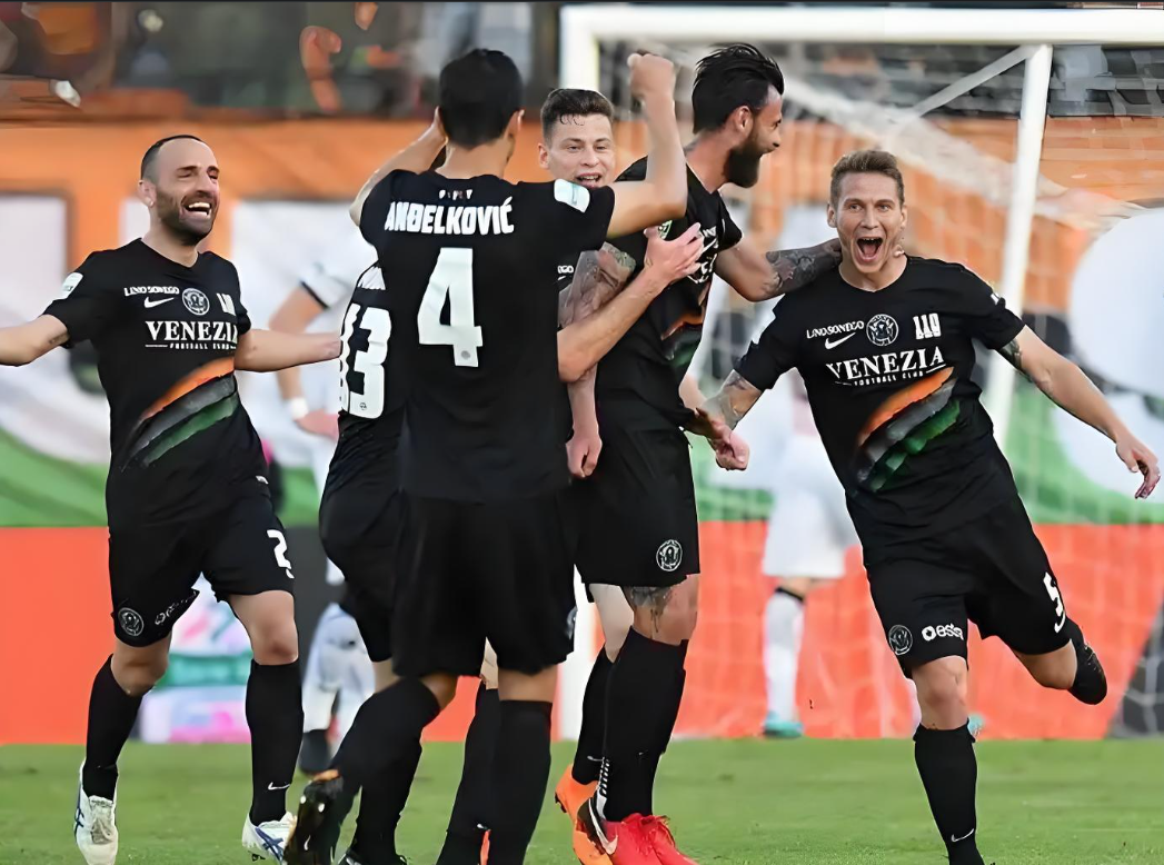 赛地聚焦——意甲清晨热度飙升，迈阿密热火更衣室发声，管理层满意，控场能力受关注的简单介绍