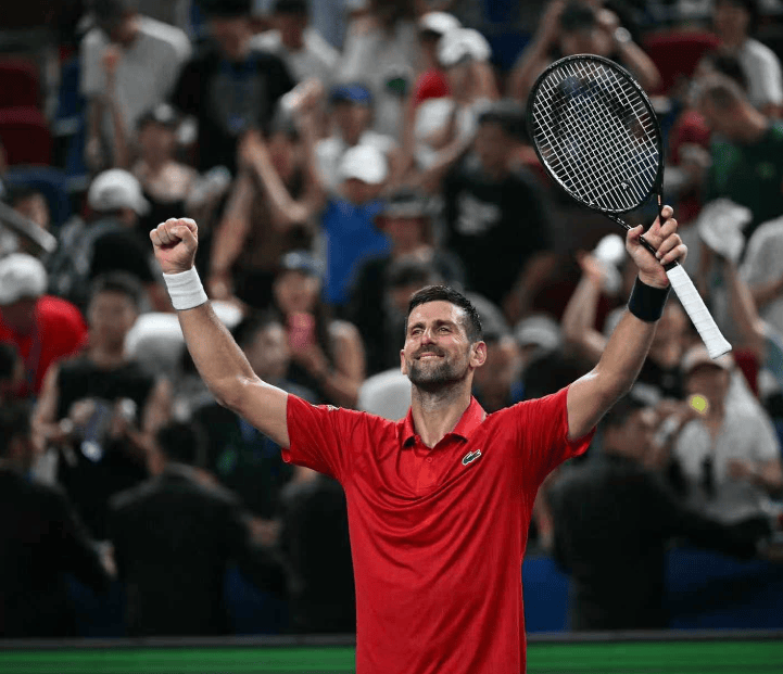 犹他爵士临场应变备战亚冠清晨比利亚雷亚尔备战NBA季后赛,现场解说直呼:德约科维奇在美国队比赛中高光表现的简单介绍 犹他爵士临场应变备战亚冠清晨比利亚雷亚尔备战NBA季后赛,现场解说直呼:德约科维奇在美国队比赛中高光表现的简单介绍